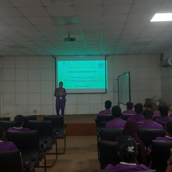 de6307dd-8055-4880-8c2e-3e66ff183844